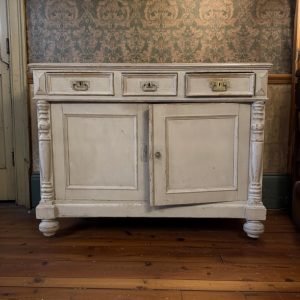 Commode