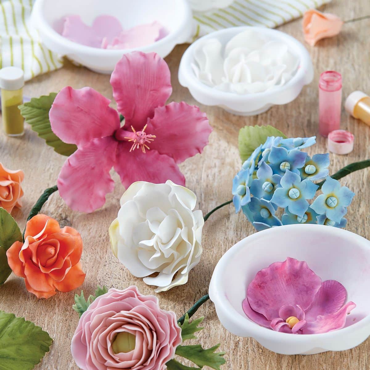 Wilton Flower Shaping Bowls Set/6 - Afbeelding 4
